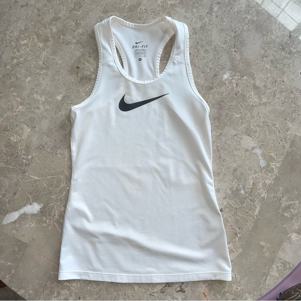 womens nike tank top